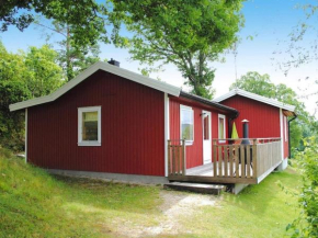 4 person holiday home in HEN N in Henån